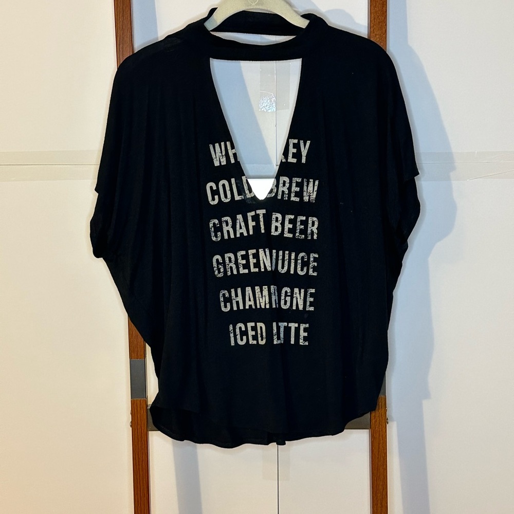 Express V-neck Short Sleeve